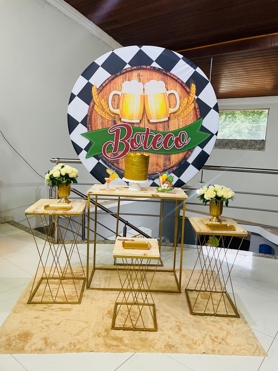 Pegue E Monte Kit M Boteco E Cerveja Rústico Treliça  - Pallacius Festas