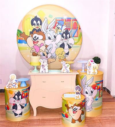 Looney Tunes Luxo 2 - Cristina Locações 