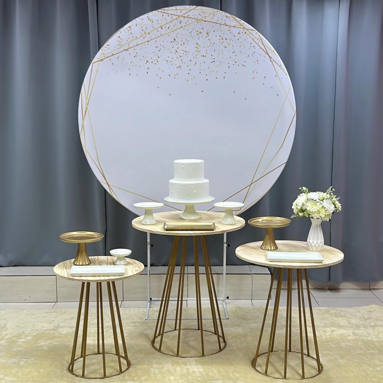 Branco E Dourado - Isabela Decorações 