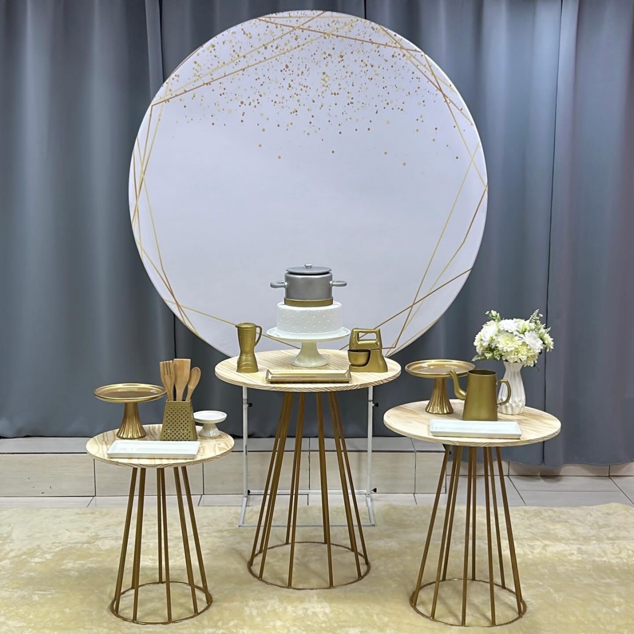 Chá de Casa Nova - Branco E Dourado - Isabela Decorações 
