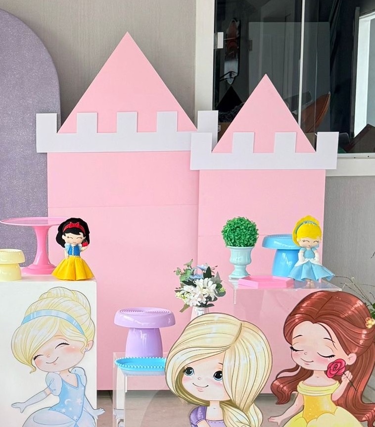 Painel Castelo Torre Grande - alegriamagicadecoracao