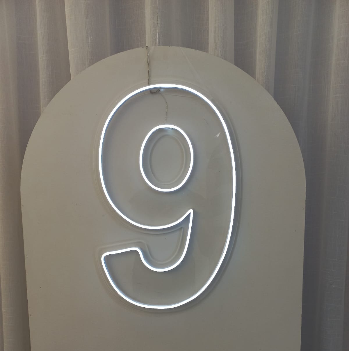 Número Led 9 - Cor Fria - alegriamagicadecoracao