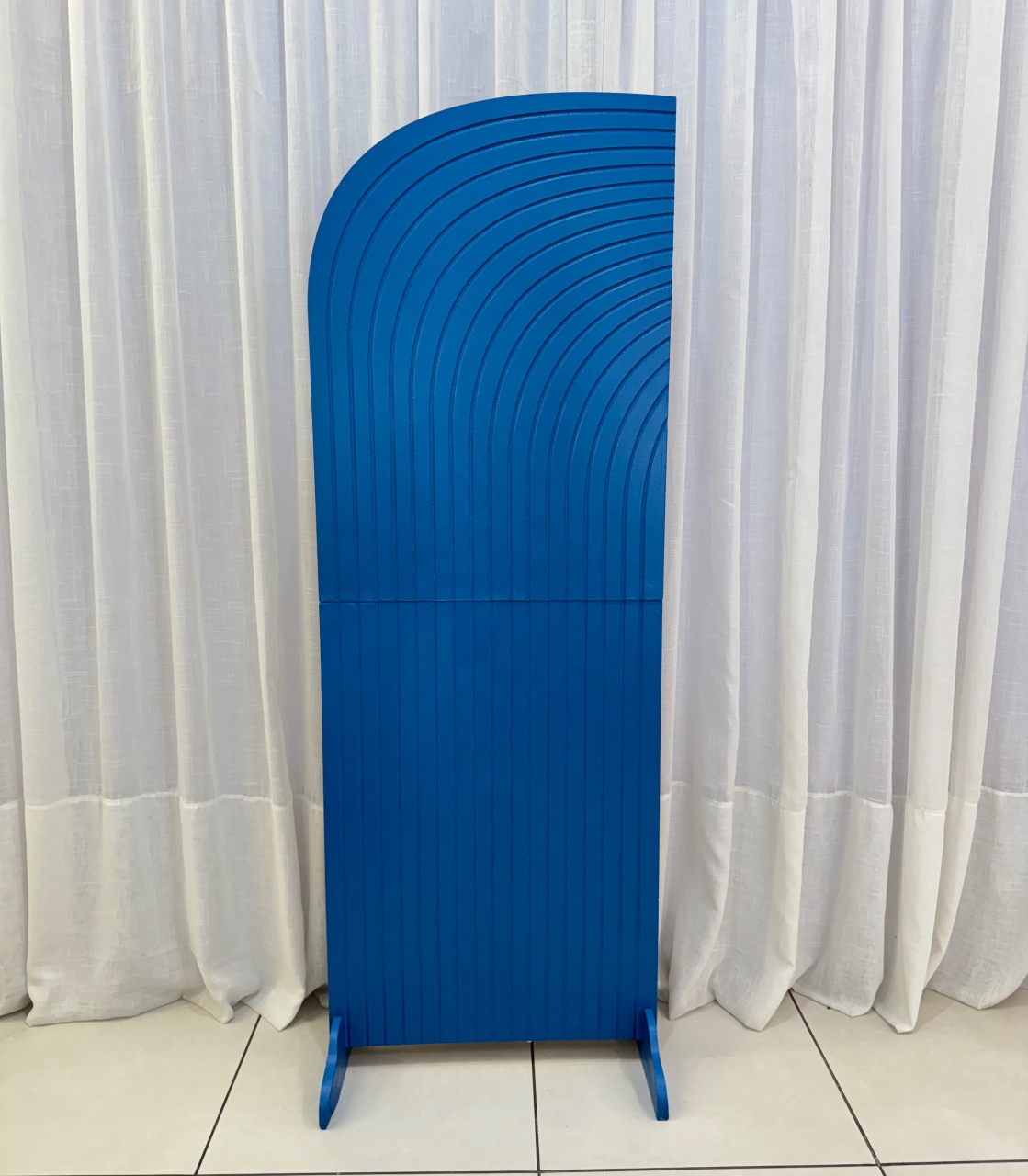 Painel Meia Lua Azul Ripado Mdf - alegriamagicadecoracao