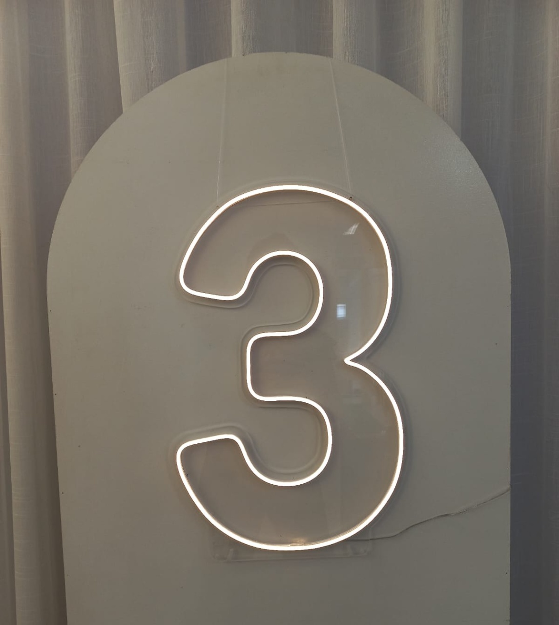 Número 3 Led - Cor Quente - alegriamagicadecoracao