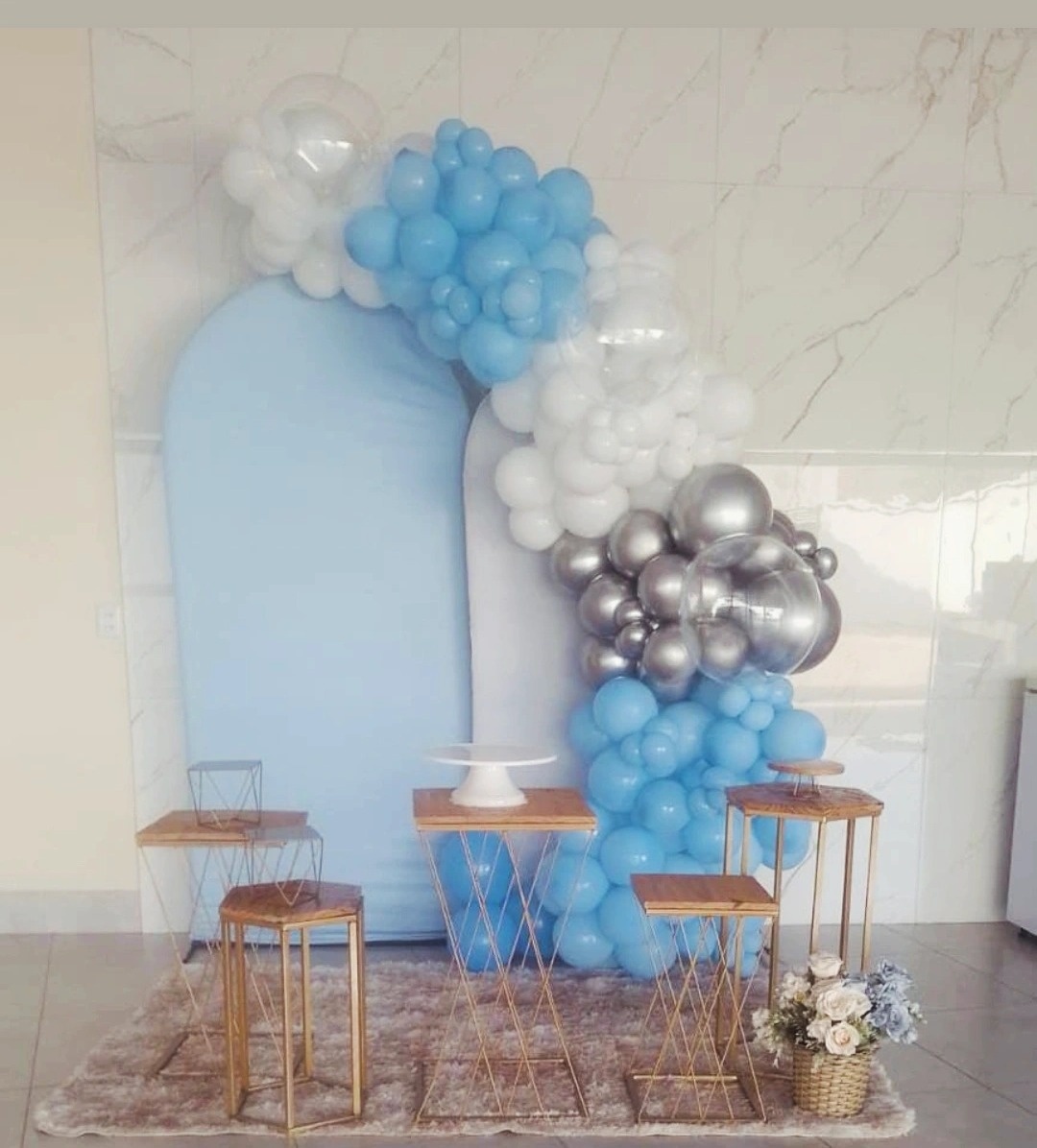 Alugue Tema Para Festa Decorativo Azul E Branco  - Mamãe Decory
