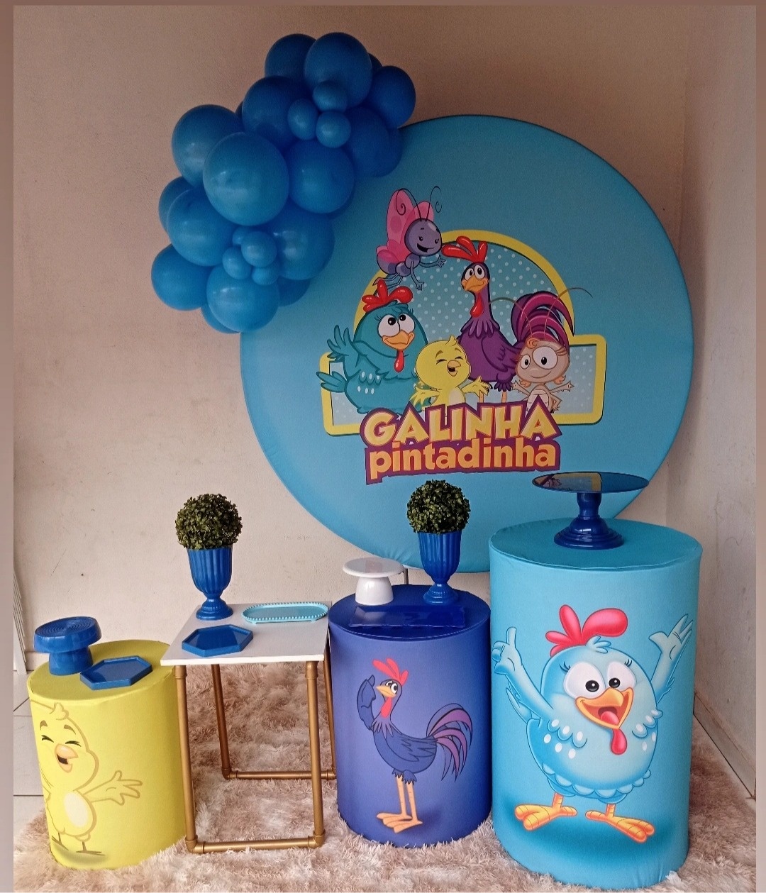 Galinha Pintadinha Azul - Mamãe Decory