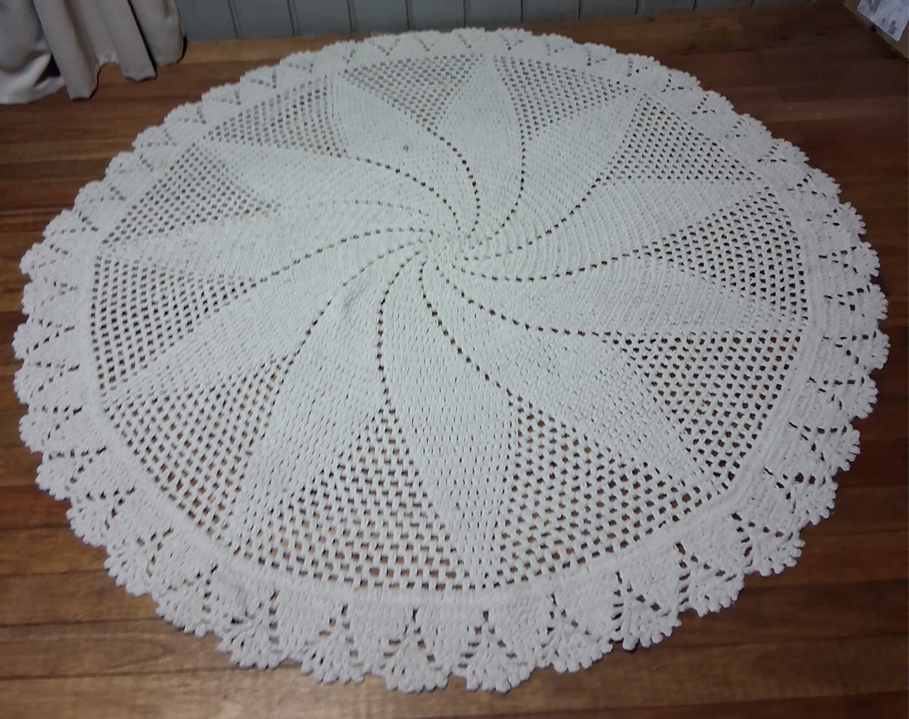 Tapete Croché Branco 1,5 - Arte & Festas