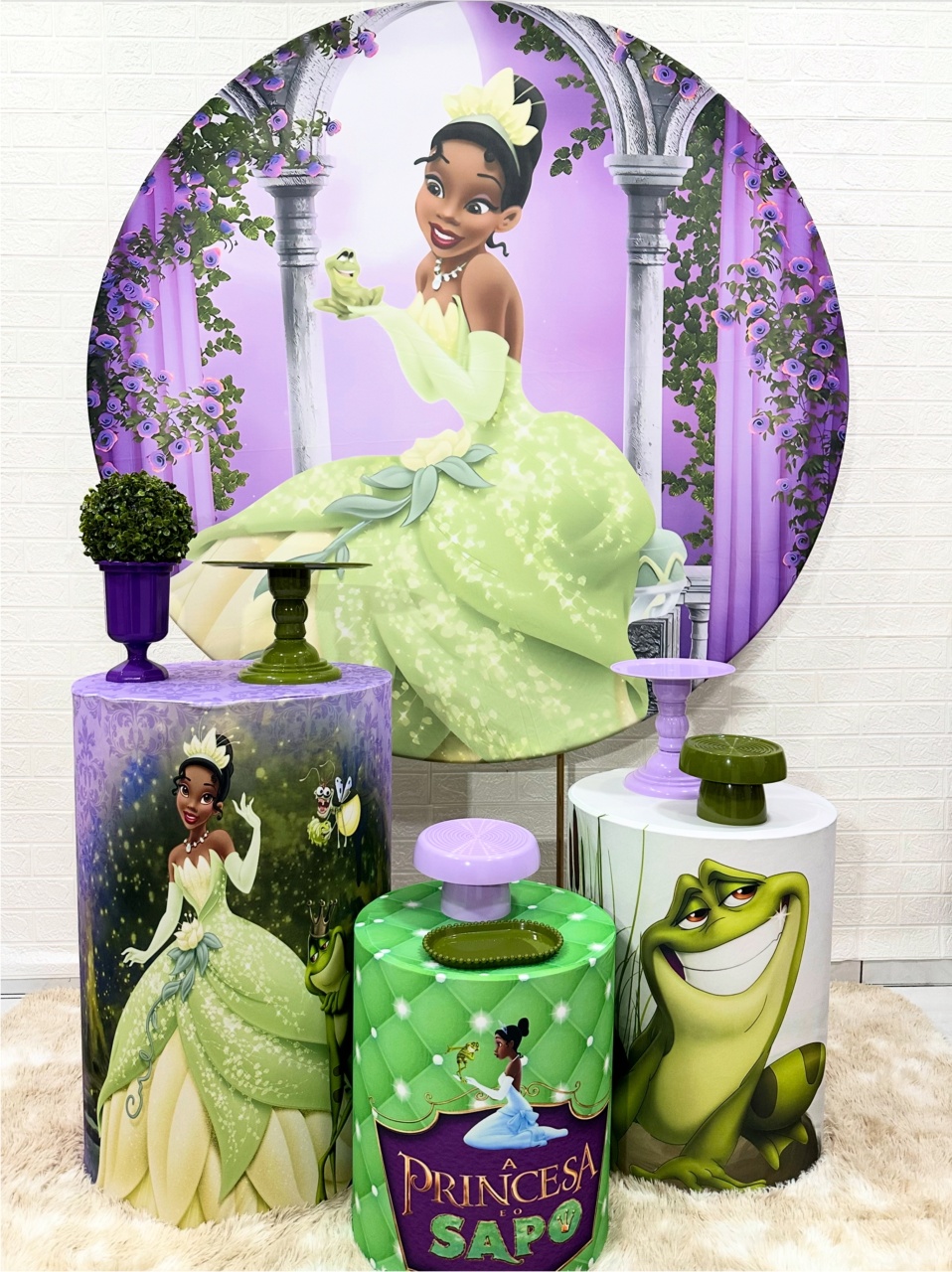 Kit Padrão Princesa E O Sapo - VIVAZ DECORAÇÕES - PEGUE E MONTE