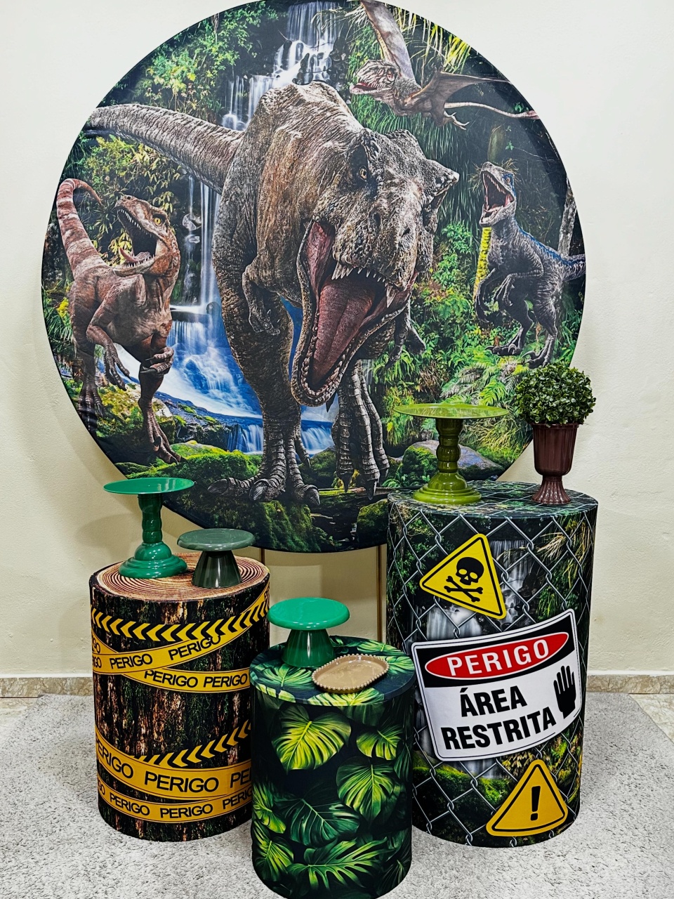 Kit Padrão Dinossauro - VIVAZ DECORAÇÕES - PEGUE E MONTE
