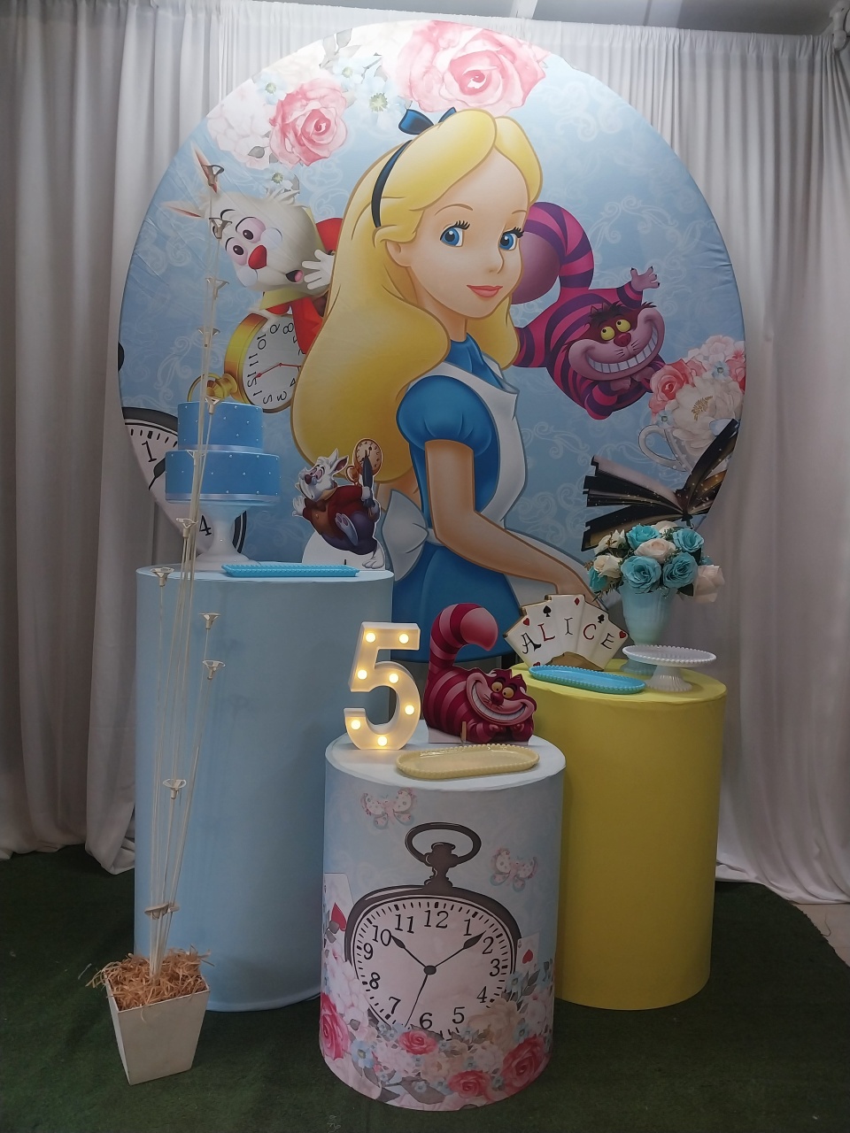 Kit Alice - Mundo Floral eventos