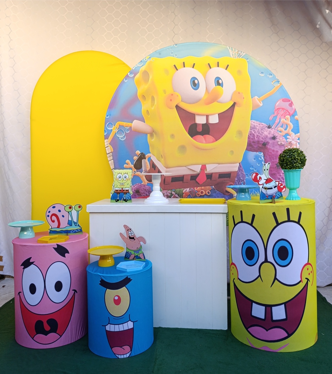 Bob Esponja Kit Felicidade - FELIZ DATA PEGUE E MONTE 