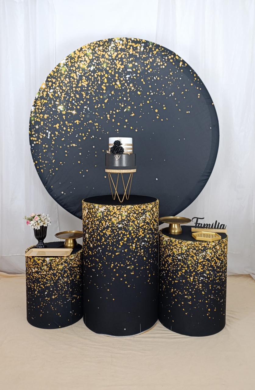 Preto Com Dourado  - FELIZ DATA PEGUE E MONTE 