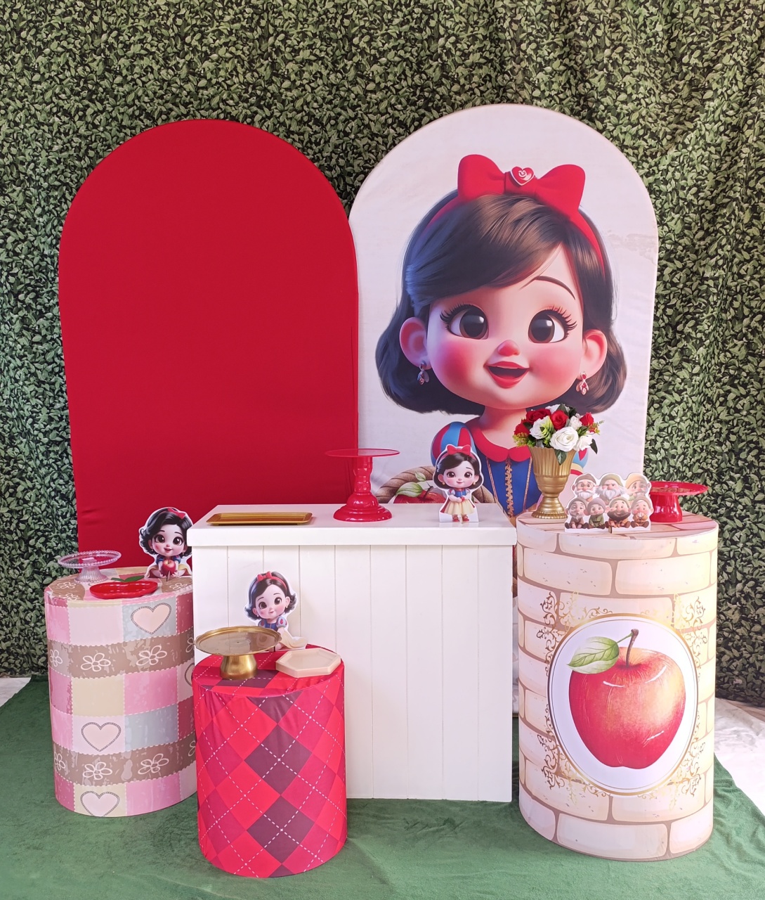 Branca de Neve Baby -Kit Felicidade  - FELIZ DATA PEGUE E MONTE 
