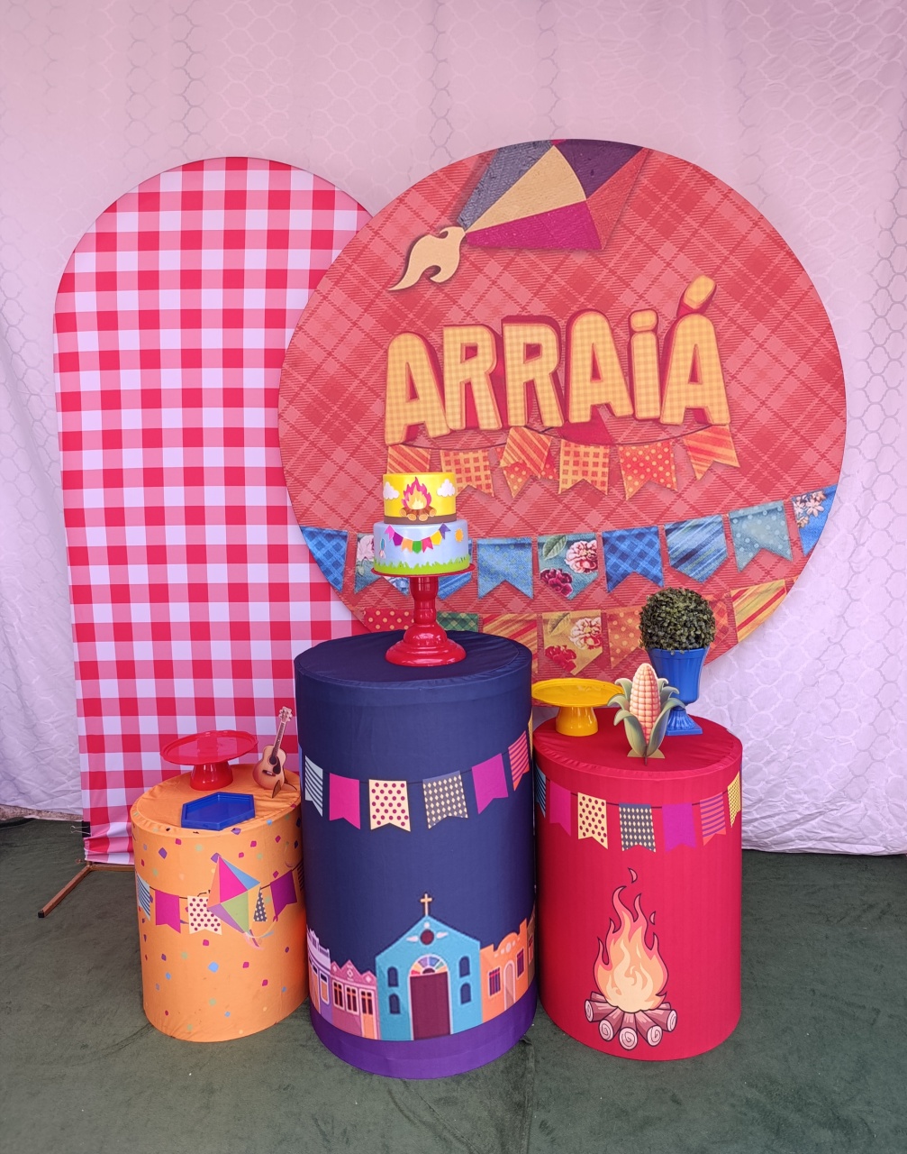 Arraia  - FELIZ DATA PEGUE E MONTE 