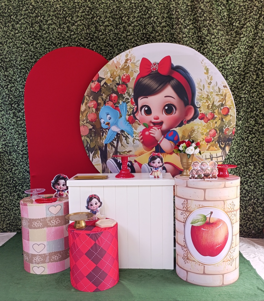 Branca de Neve Baby -Kit Felicidade  - FELIZ DATA PEGUE E MONTE 