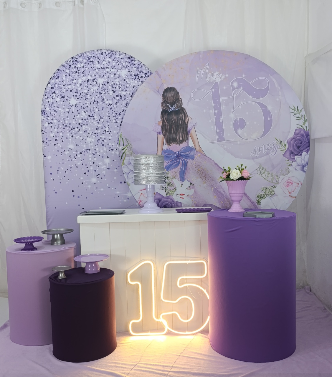 15 Anos Lilás  - FELIZ DATA PEGUE E MONTE 
