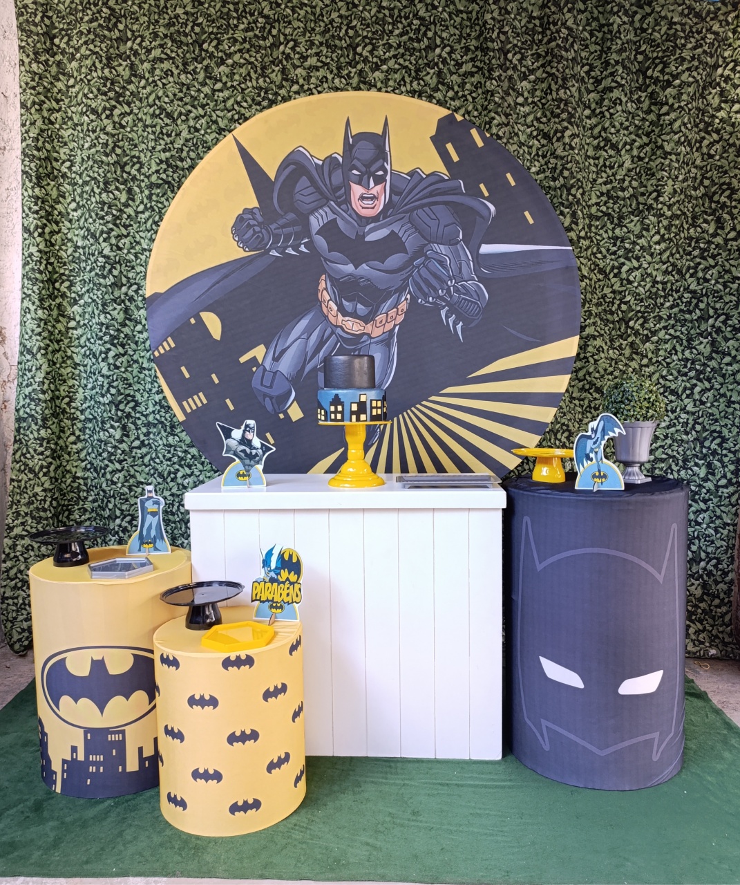 Batman - Kit Comemore  - FELIZ DATA PEGUE E MONTE 