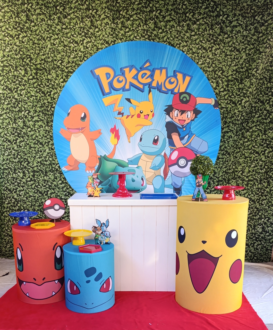 Pokémon - Kit Comemore  - FELIZ DATA PEGUE E MONTE 