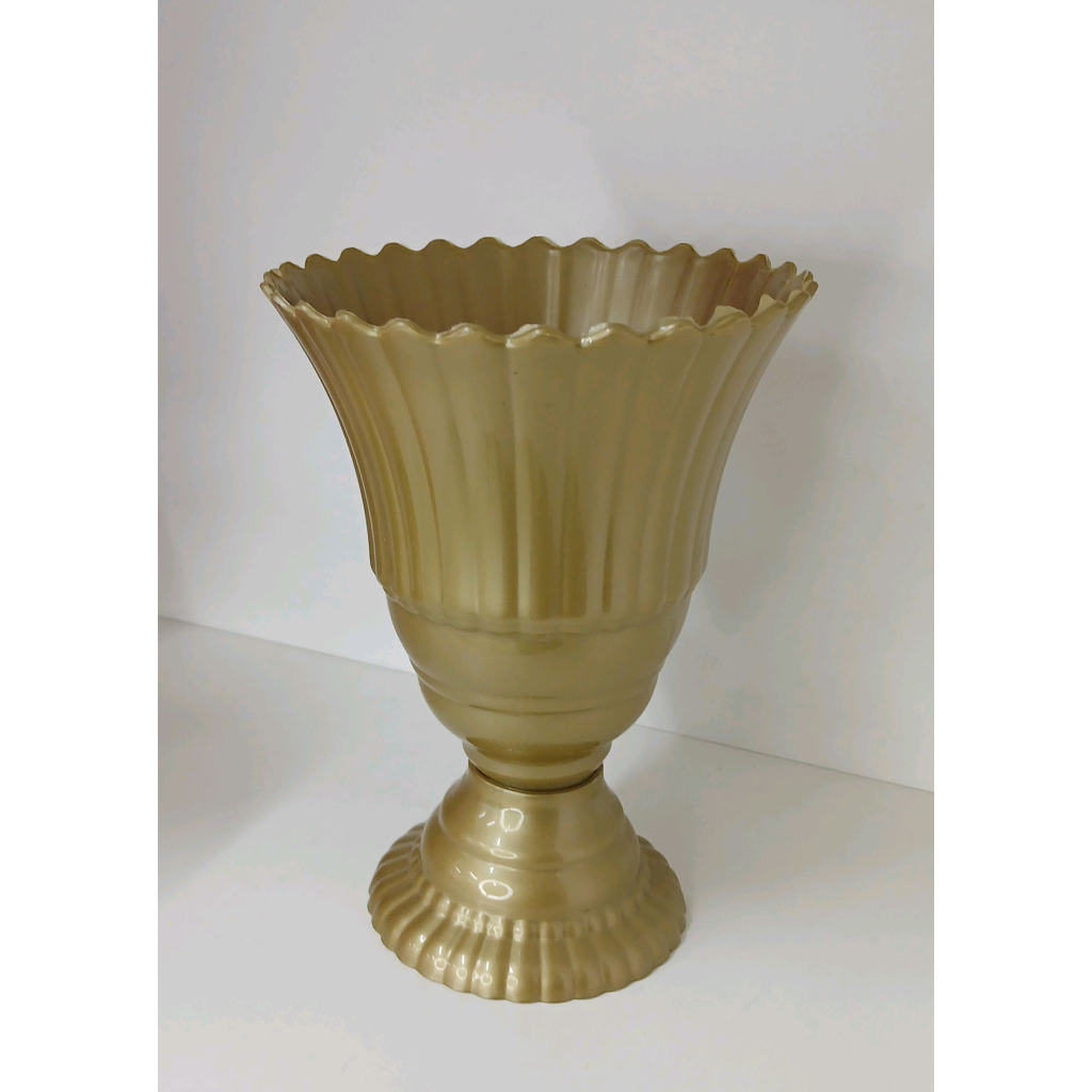 Vaso - Dourado - Peg e monte da drica