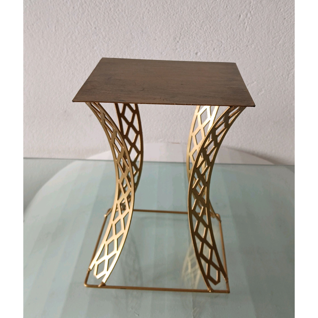 Porta Doce Alto Quadrado - Dourado - Peg e monte da drica