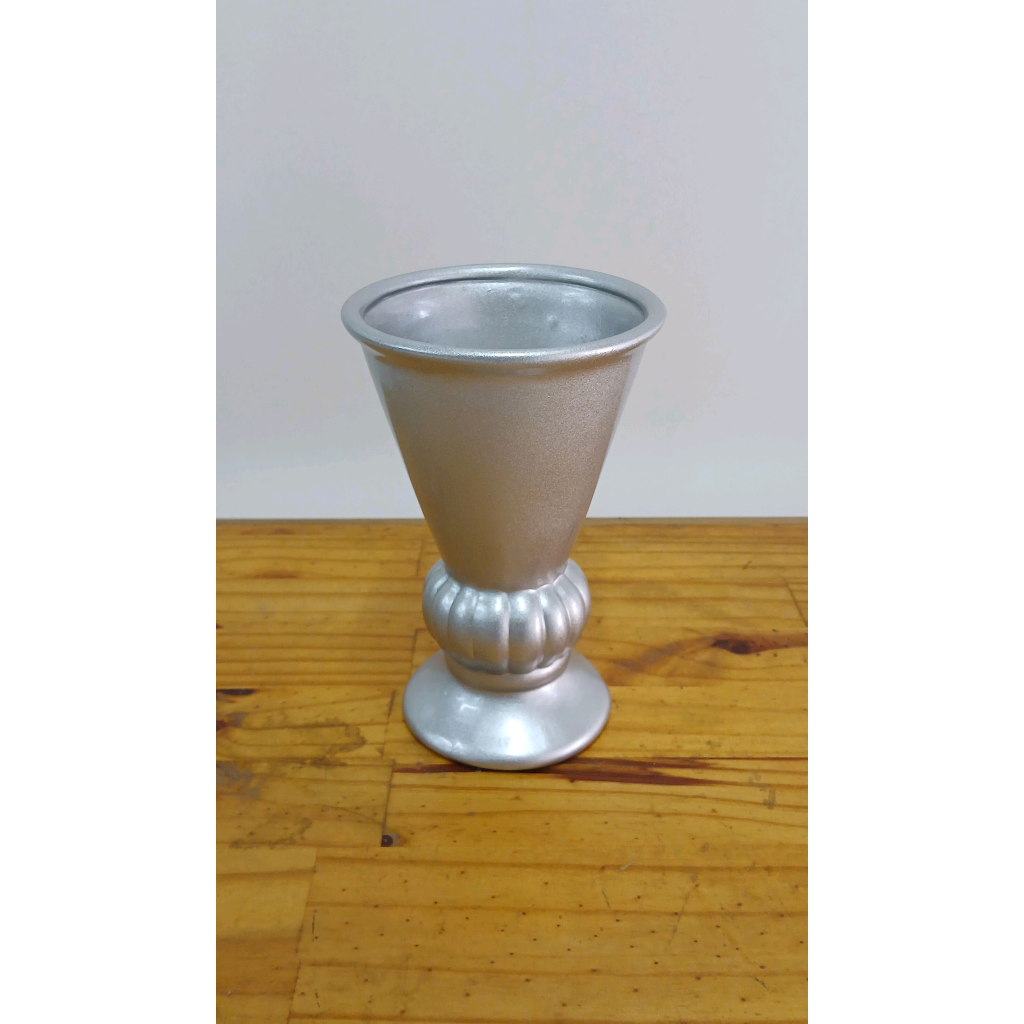 Vaso Louça  P - Cinza - Peg e monte da drica