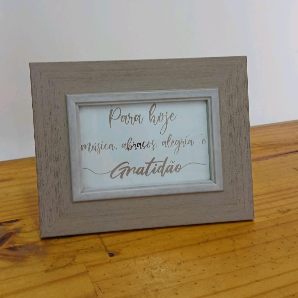 Quadro Decorativo Bege/Nude - Bege - Peg e monte da drica
