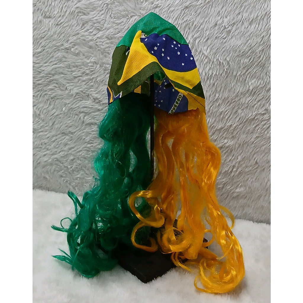 Fantasia Peruca Brasil - Peg e monte da drica