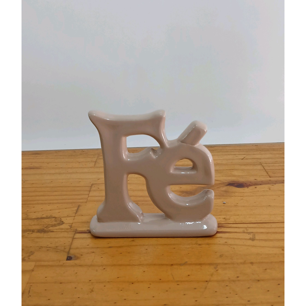 Palavra Decorativa Bege/Nude - Marrom - Peg e monte da drica