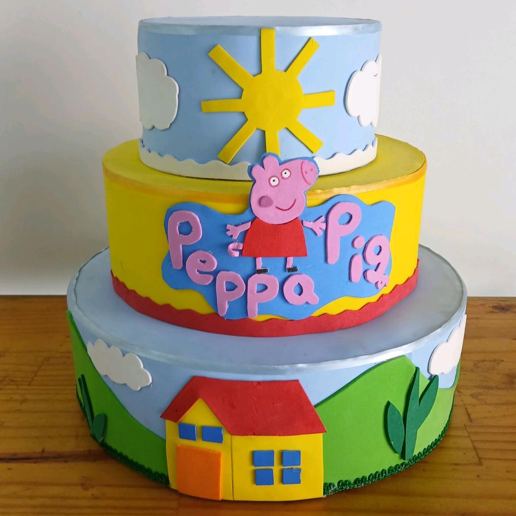 Bolo Fake Peppa Pig - Peg e monte da drica