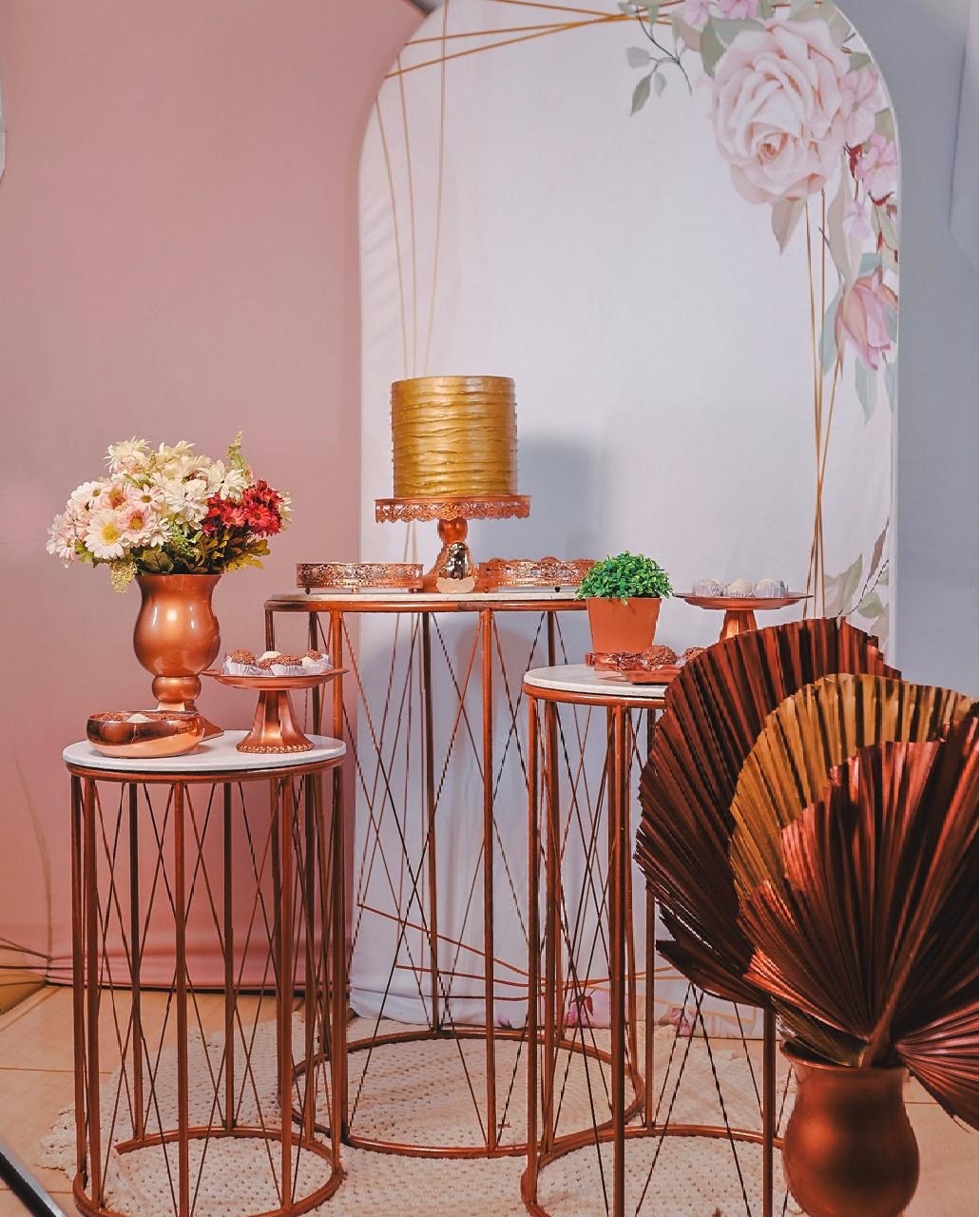Aniversário Rosé Gold - Mesa 10 - lulisfestaseeventos