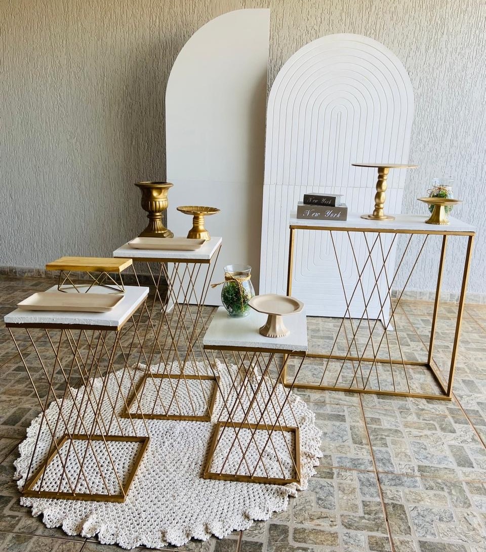 Aniversário Branco E Dourado - Mesa 4 - lulisfestaseeventos