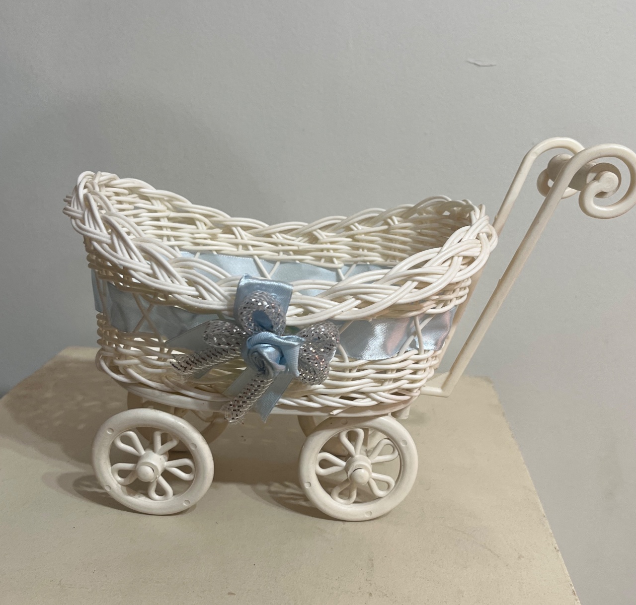 Carrinho de Bebe Decorativo P - lulisfestaseeventos
