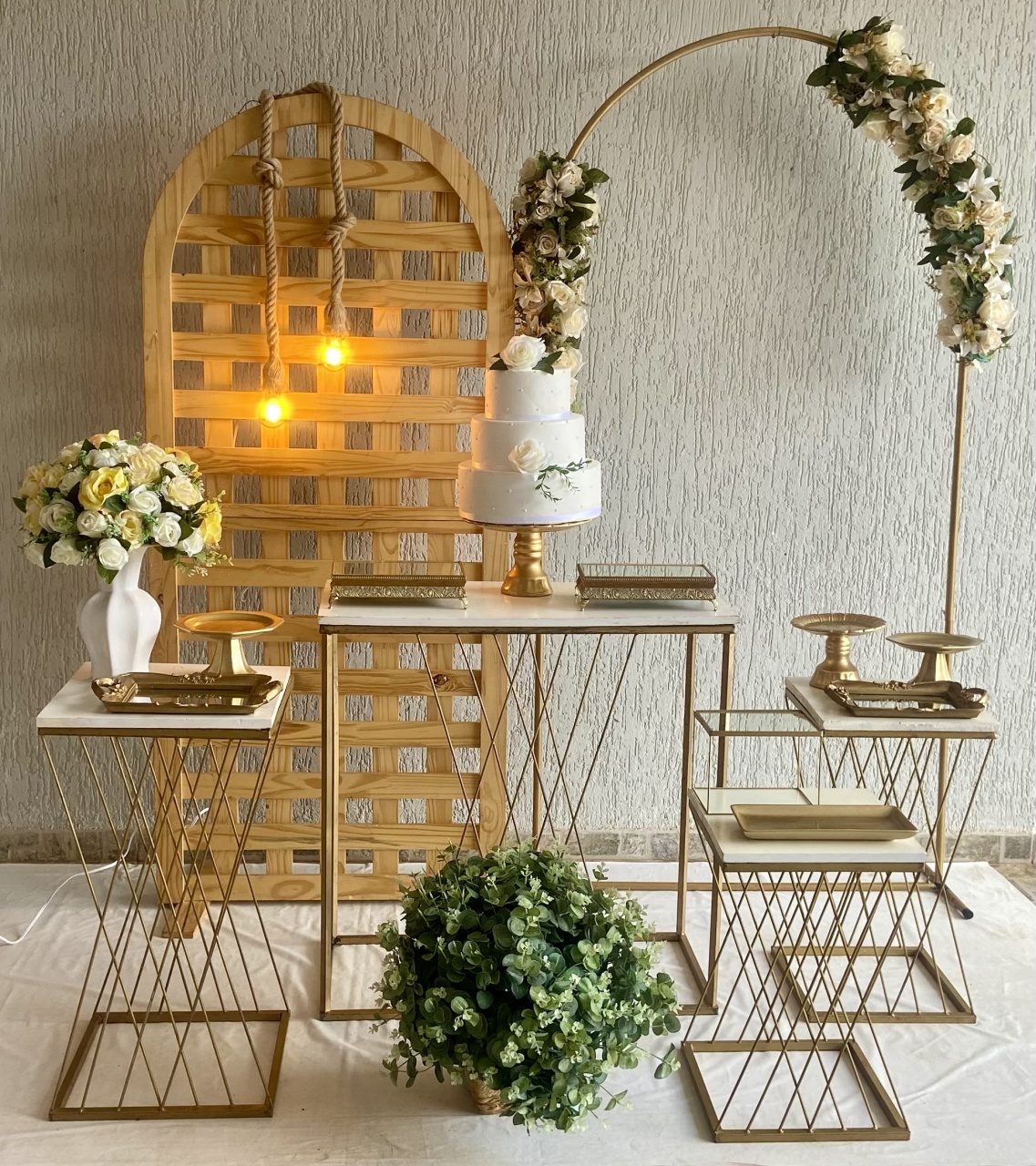 Casamento Dourado - lulisfestaseeventos