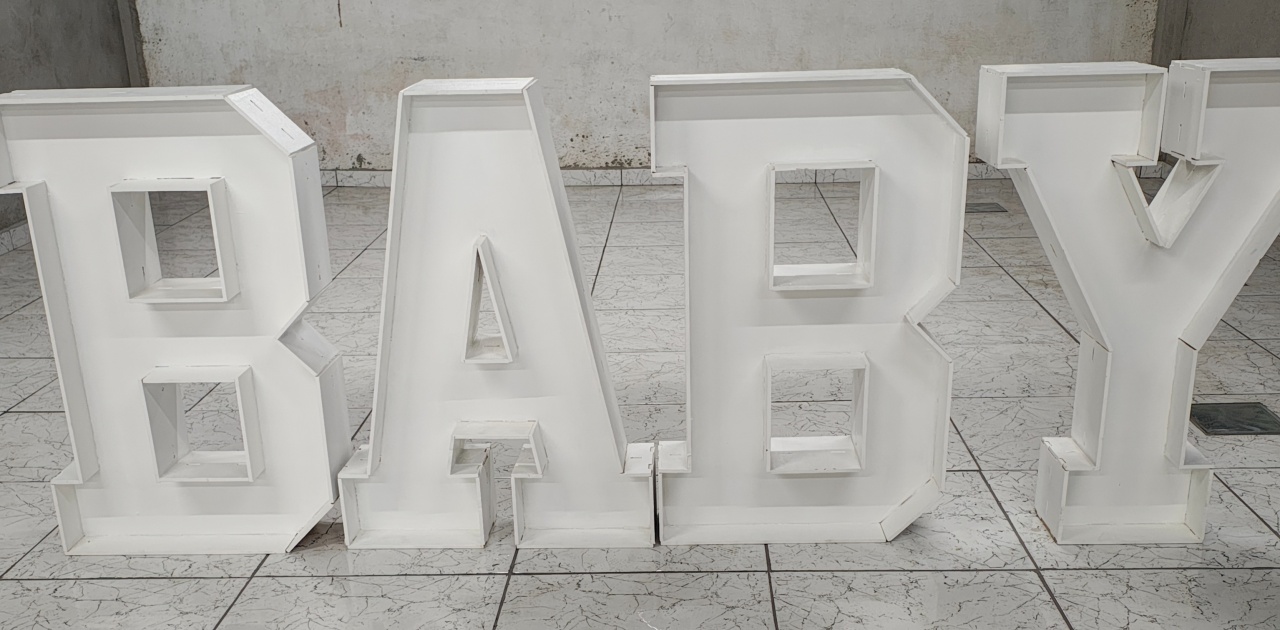 Letras Baby Alugue - Guibella Pegue e Monte