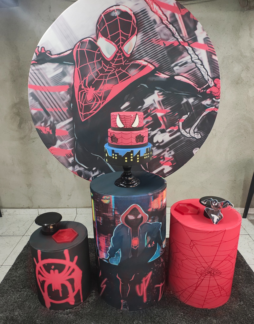 Painel Homem Aranha III - Guibella Pegue e Monte
