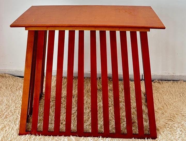 Mesa Ripada Triângulo Rustica - FABY FESTAS 