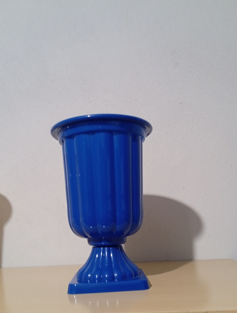 1 Vaso Azul Escuro  - realizar festas 