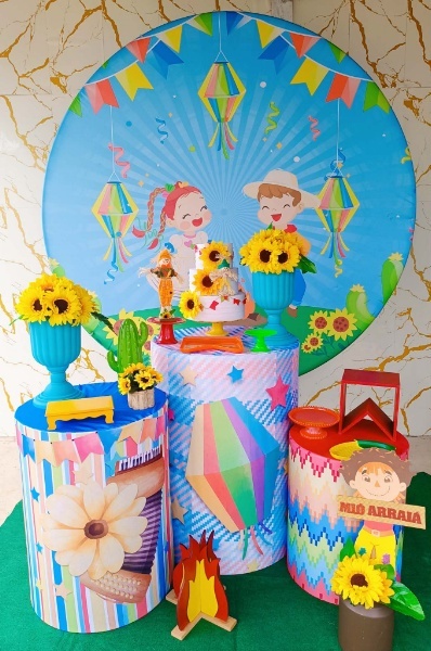 Alugue Tema Para Festa Decoração Festa Junina (Modelo 1) - Nívea Decor