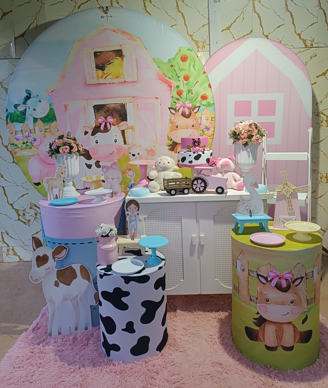 Alugue Tema Para Festa Decoração Fazendinha Menina (Modelo 3) - Nívea Decor