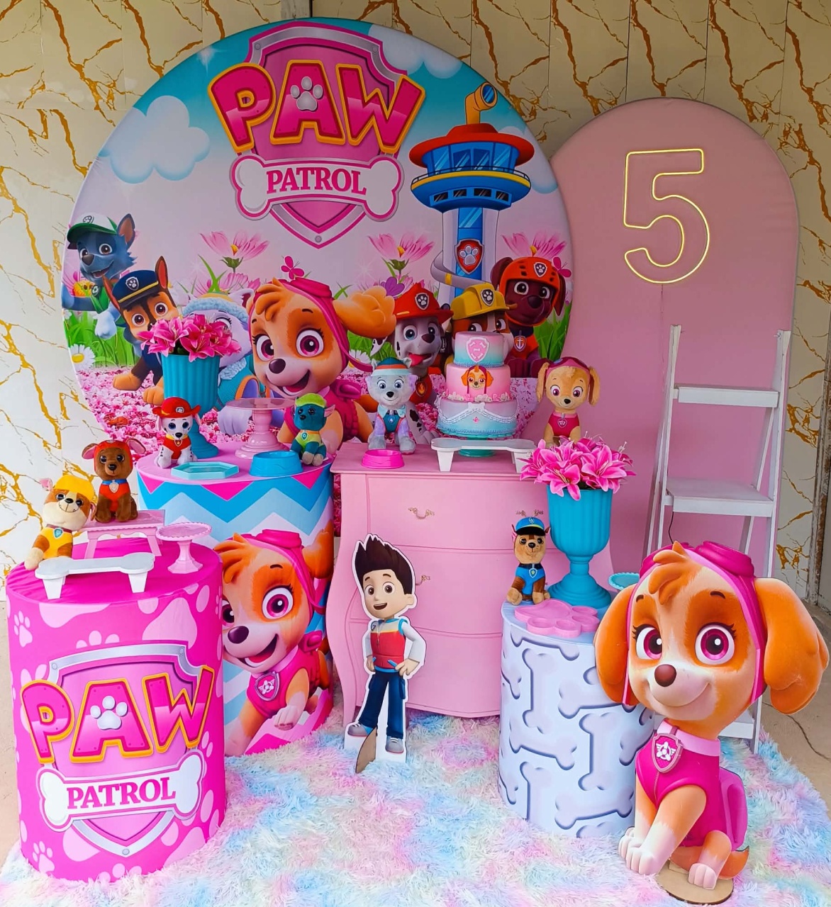 Alugue Tema Para Festa Decoração Skey (Modelo 3) - Nívea Decor