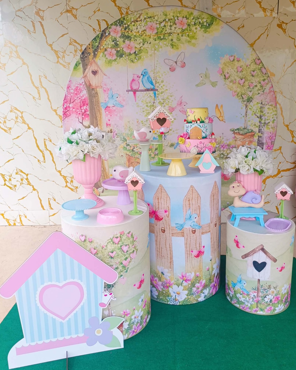 Alugue Tema Para Festa Decoração Jardim Encantado (Modelo 1) - Nívea Decor
