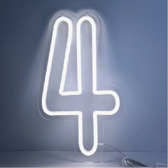 Número 4 Em Led  - GABRIELY COSTA DOS SANTOS HIPOLITO