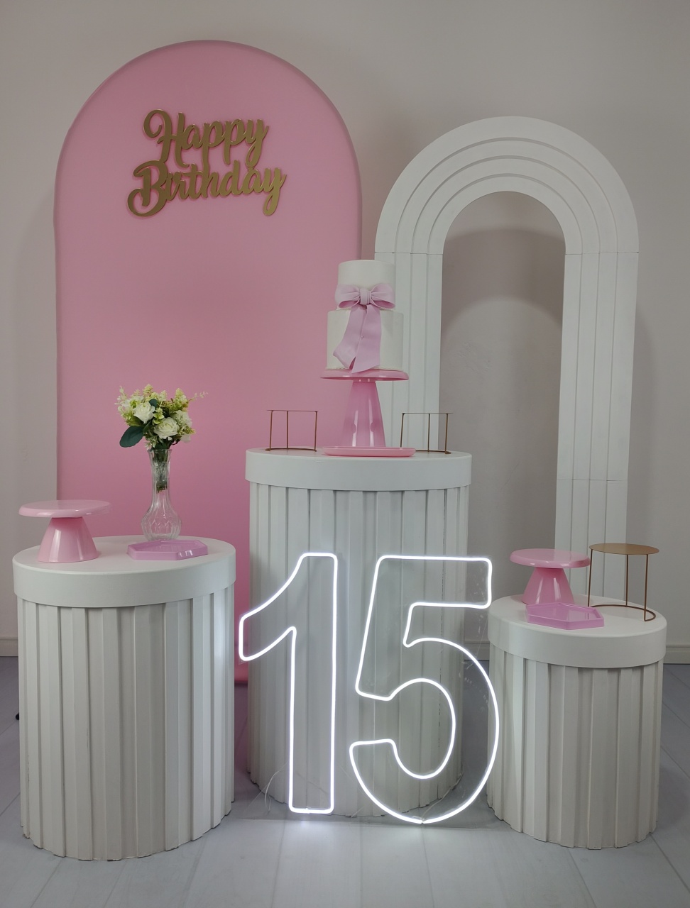 Coleção 15 Anos – Branco E Rosa. - Irispegueemonte