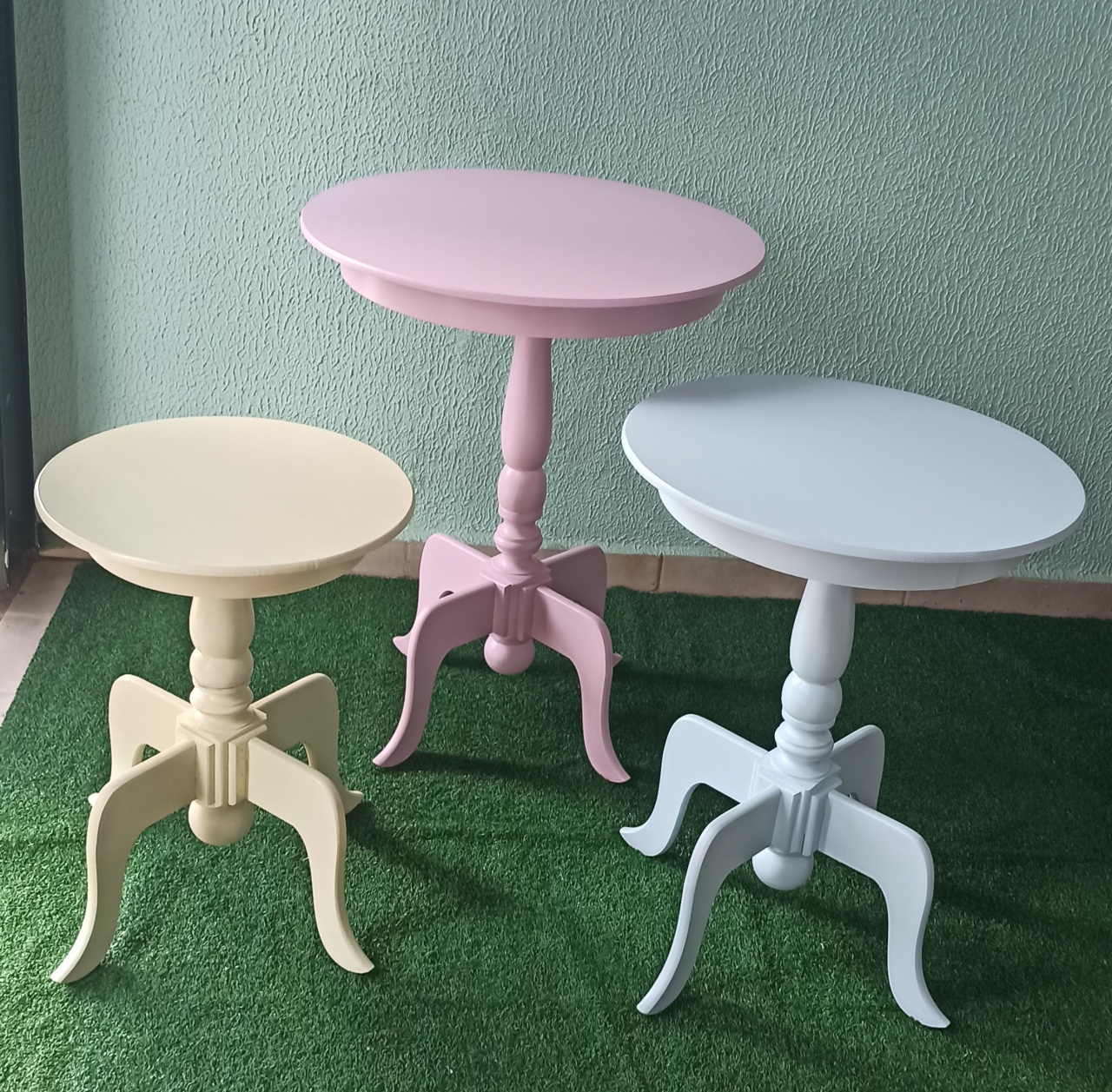 Trio de Mesas Candy Redonda  - Tia Sô Festas 