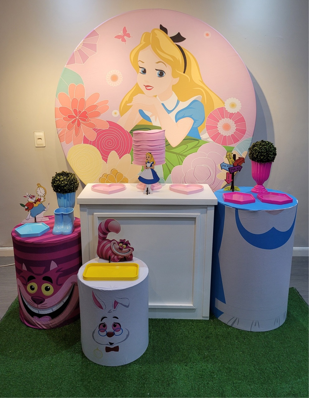 Alice No País das Maravilhas Super - Mb festas & decorações