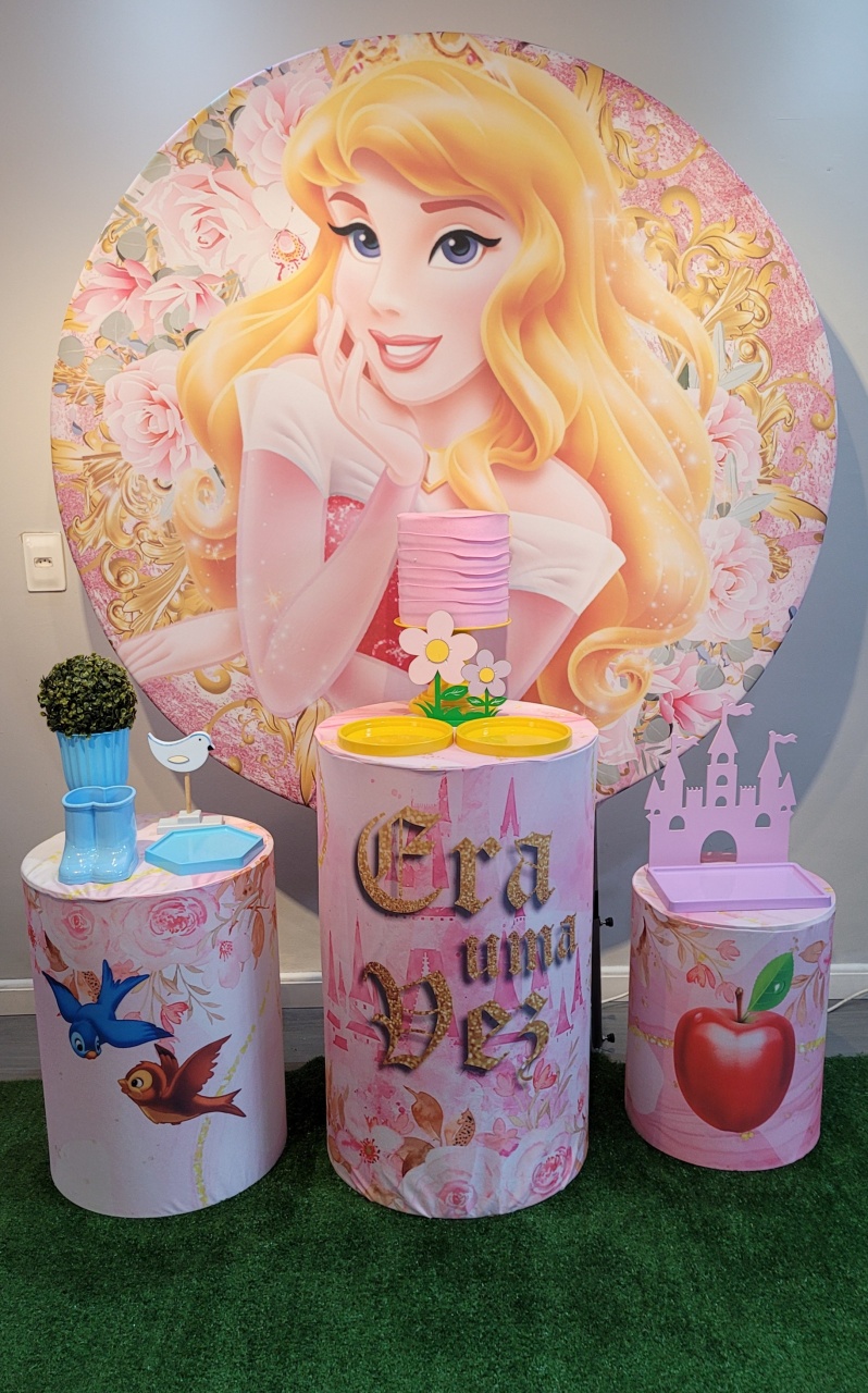 Princesas: Bella Adormecida Com Cilindros - Mb festas & decorações