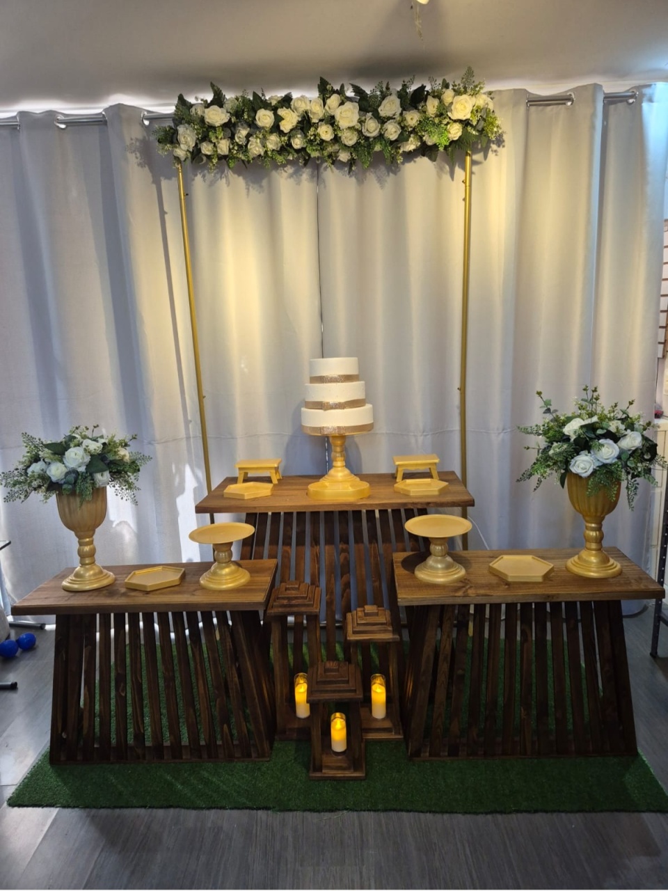 Casamento Com Rosas Brancas Super  - Mb festas & decorações
