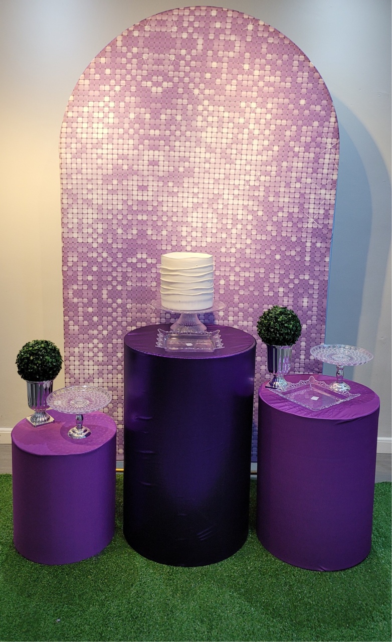 Romanos Roxo  - Mb festas & decorações