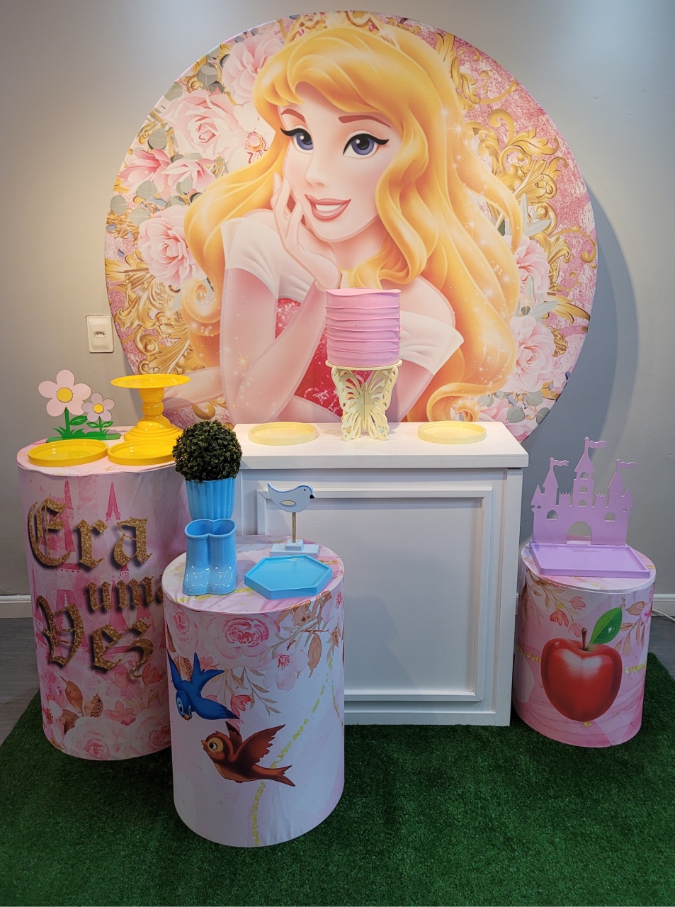 Princesas: Bella Adormecida Super - Mb festas & decorações