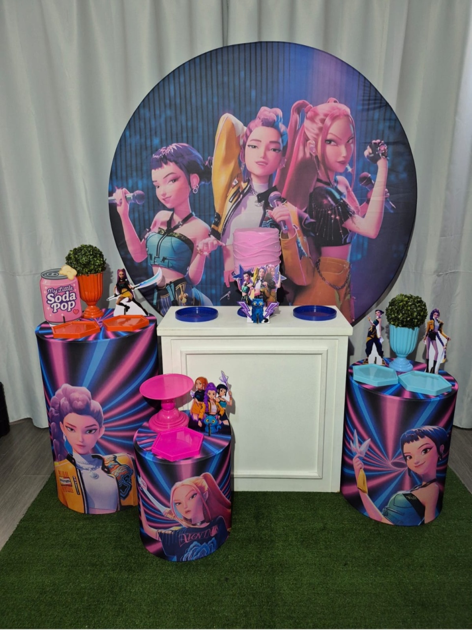  Estrelas Do K-Pop Super - Mb festas & decorações